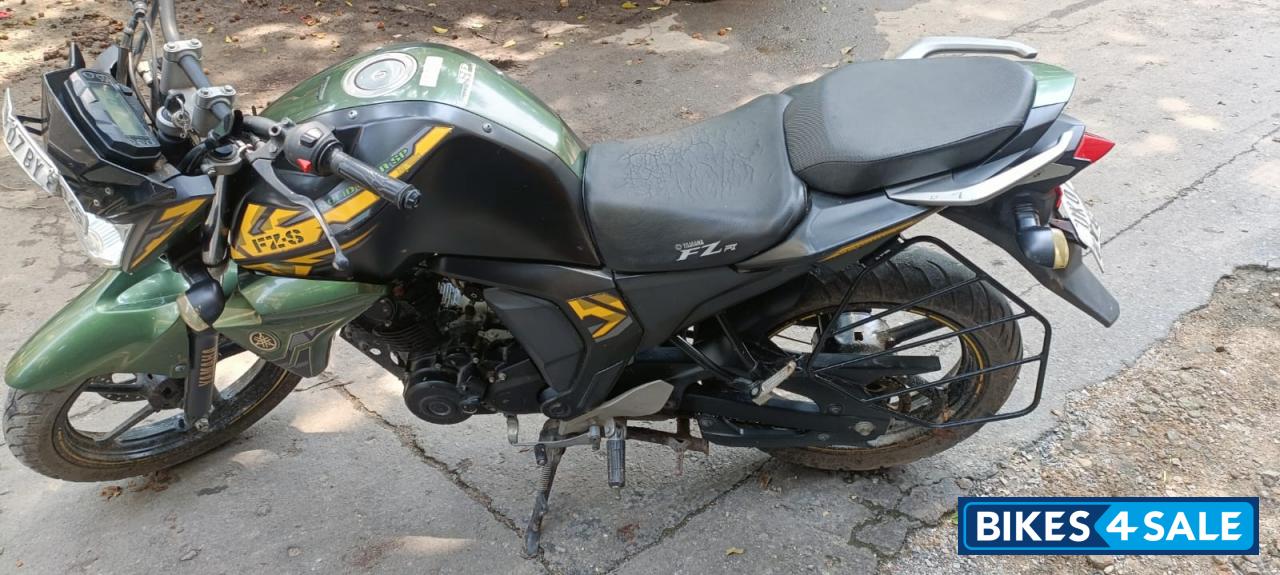 Yamaha FZ-S