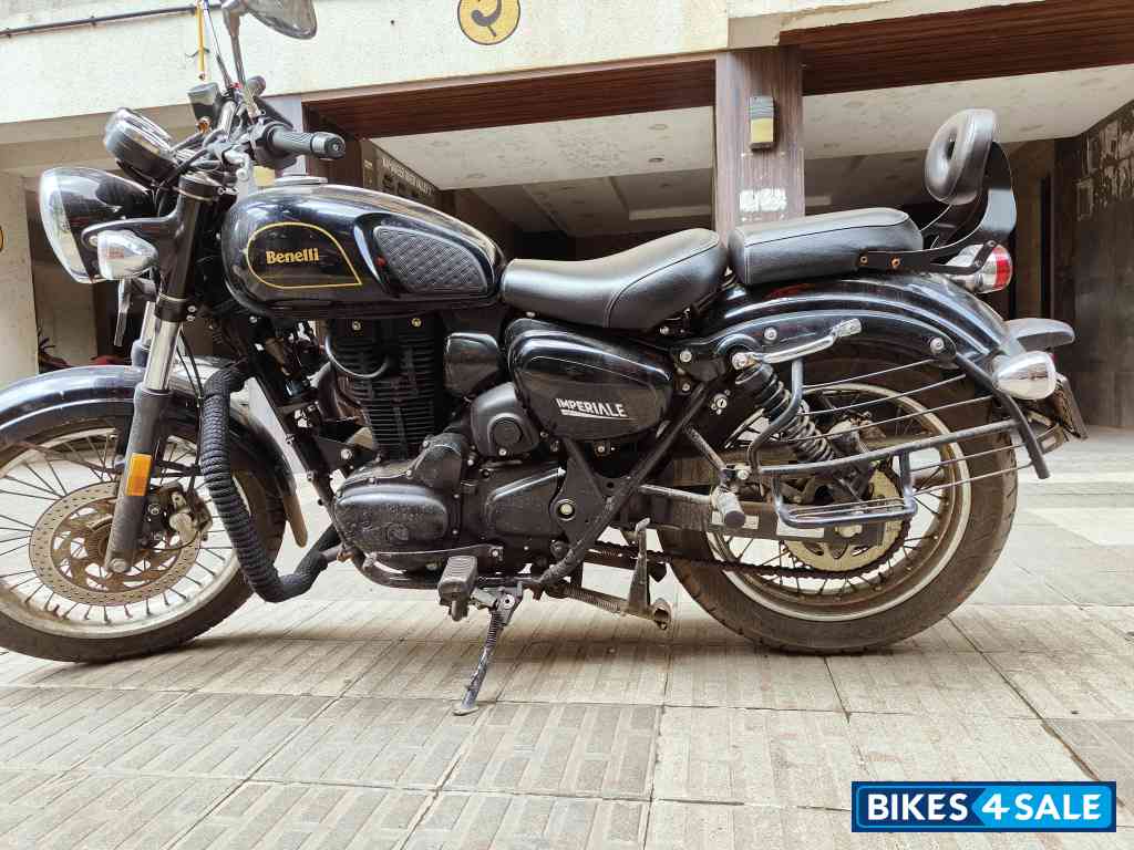 Black Benelli Imperiale 400 BS6 Black Benelli Imperiale 400 BS6