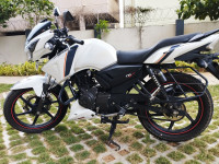 White TVS Apache RTR 160