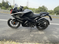 Bajaj Pulsar RS 200 BS6