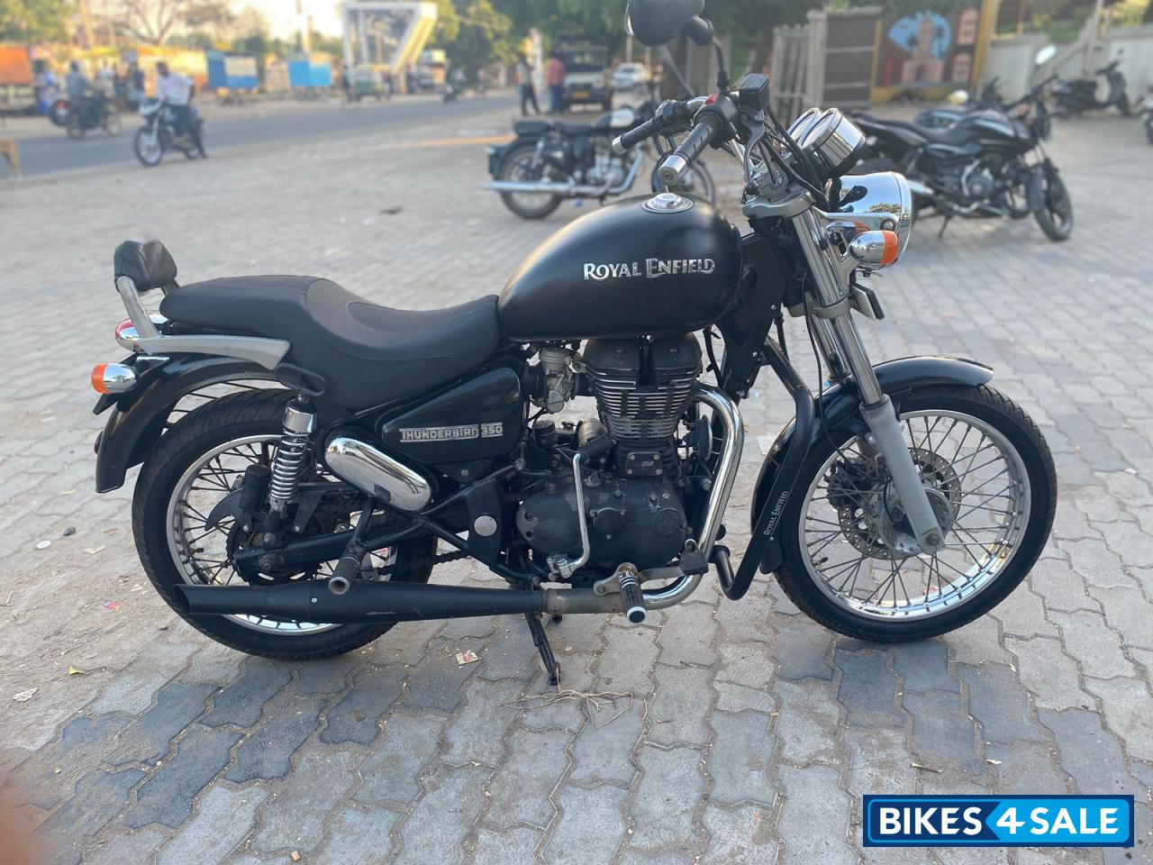 Royal Enfield Thunderbird