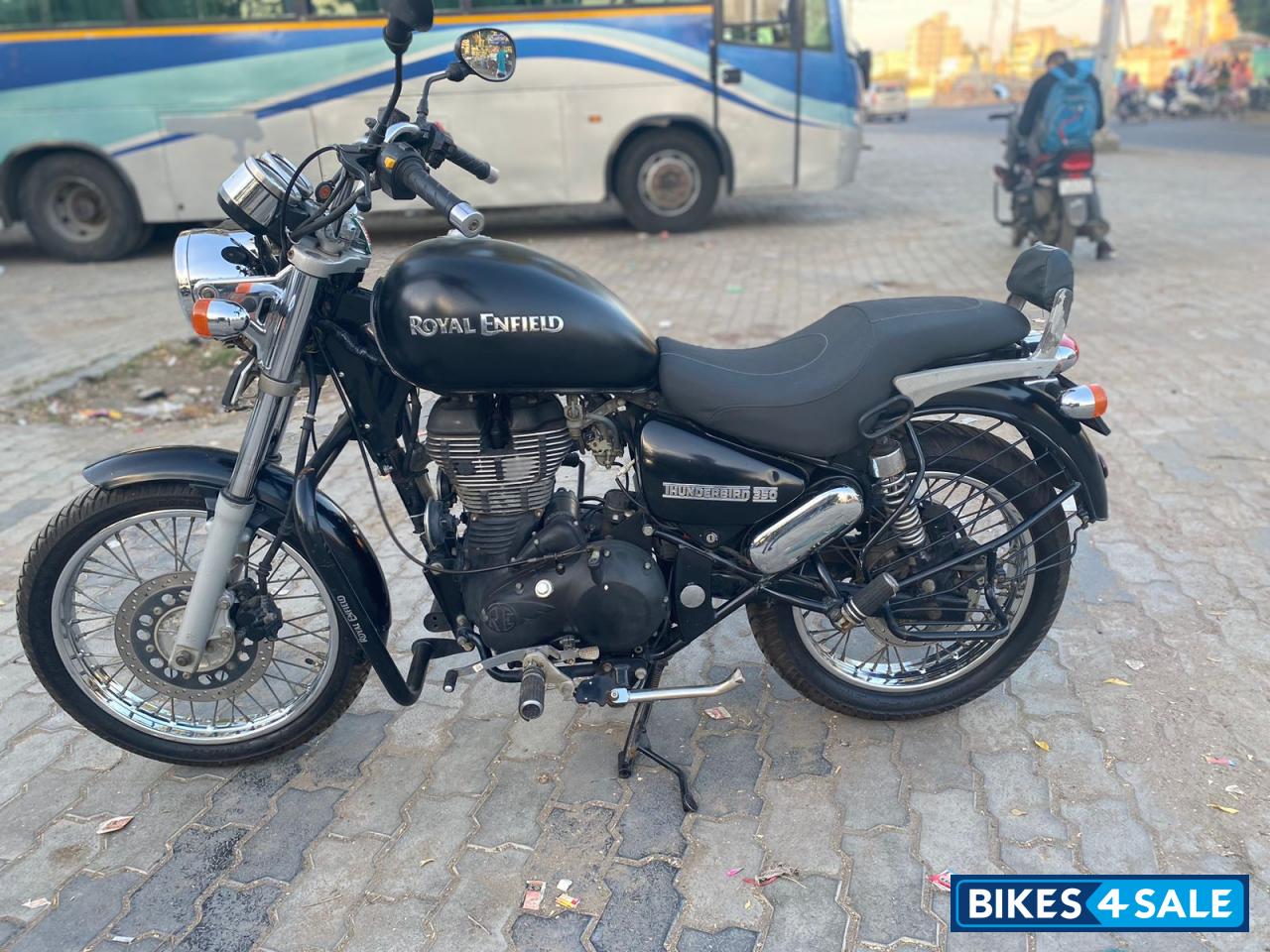 Royal Enfield Thunderbird