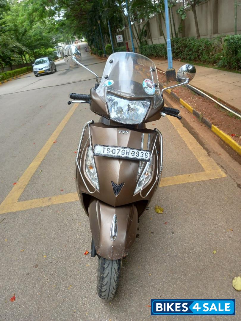 Brown TVS Jupiter Classic