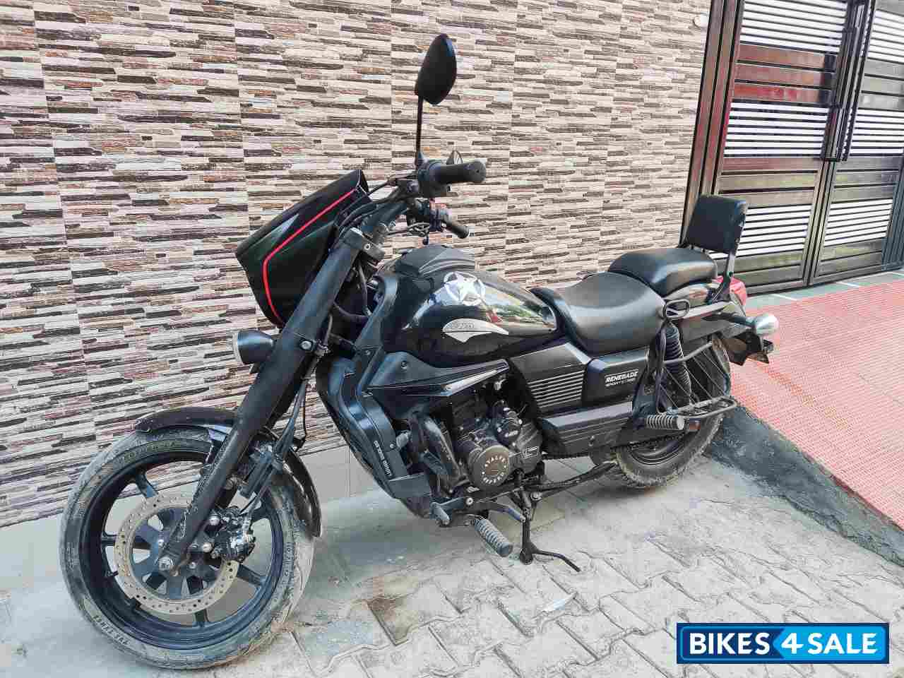 Black UM Renegade Sports S Black UM Renegade Sports S