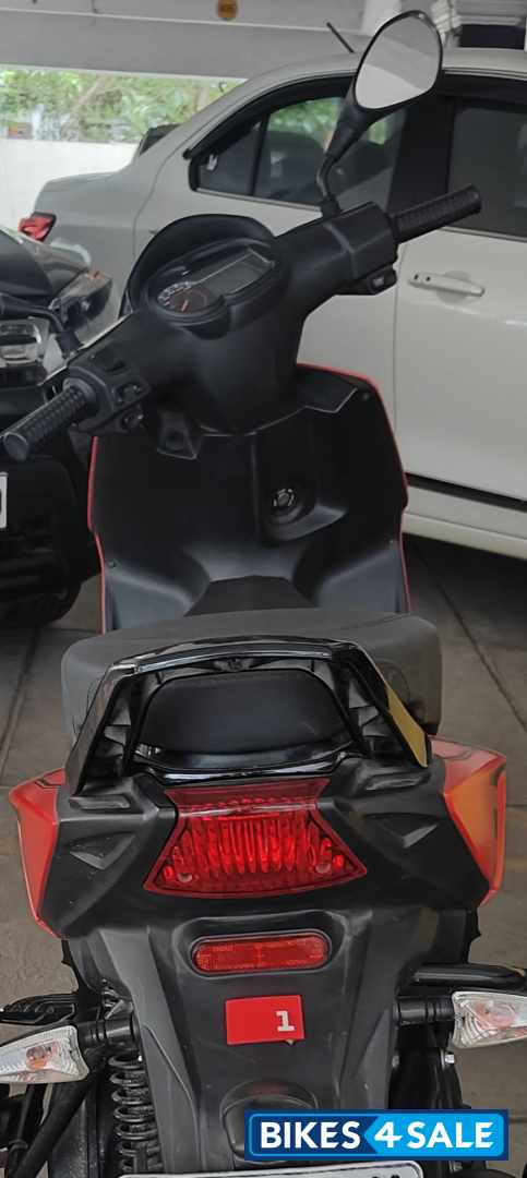 Matte Red Aprilia Storm 125