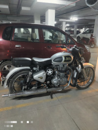 Royal Enfield Classic 350 2017 Model