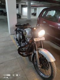 Royal Enfield Classic 350