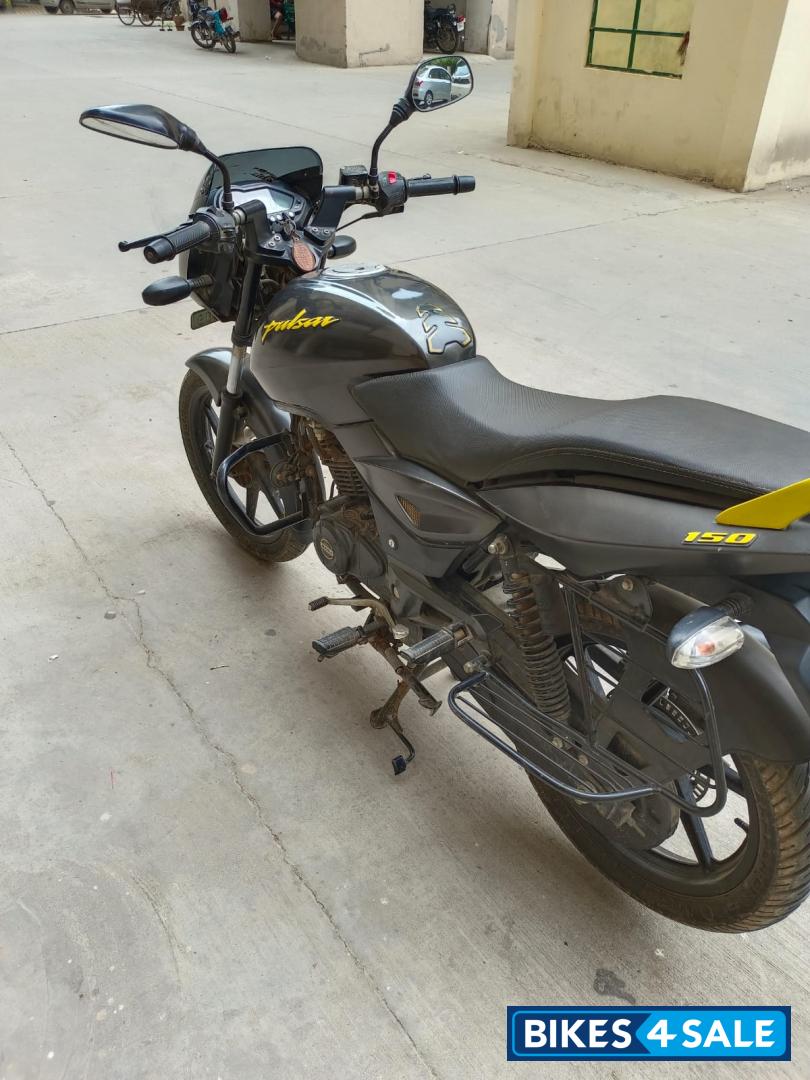 Bajaj Pulsar 150 BS6