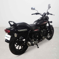 Bajaj Avenger Street 220