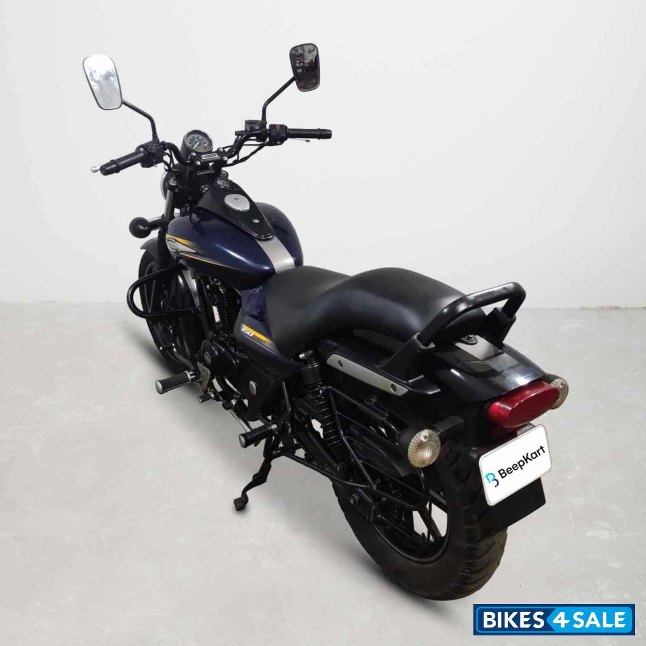 Bajaj Avenger Street 150