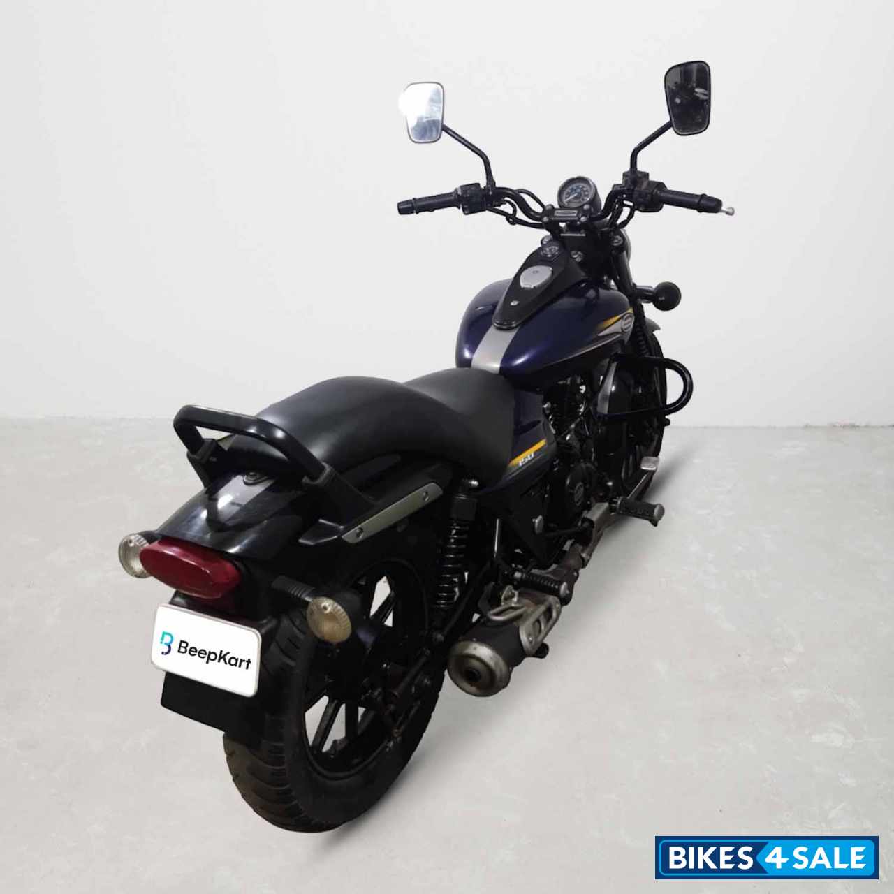 Bajaj Avenger Street 150