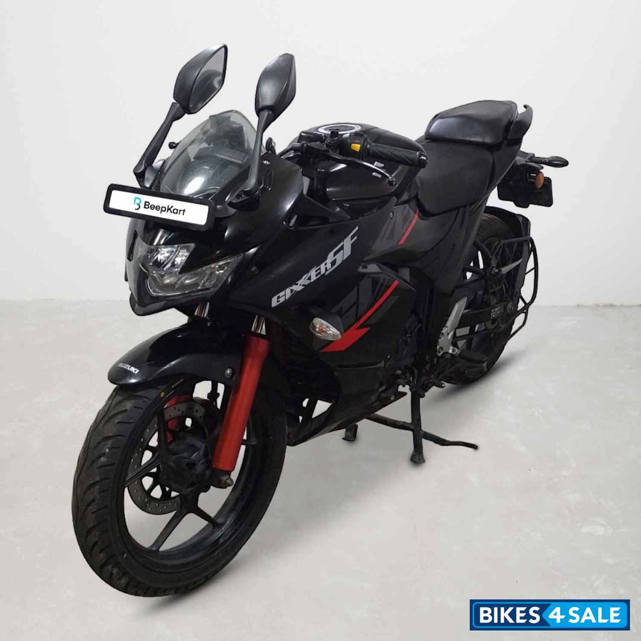 Suzuki Gixxer SF