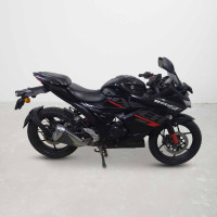Suzuki Gixxer SF