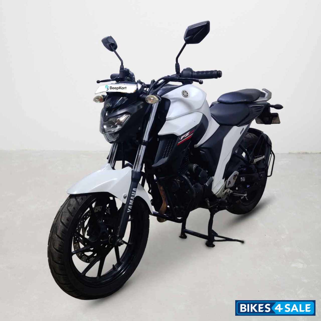 Yamaha FZ25