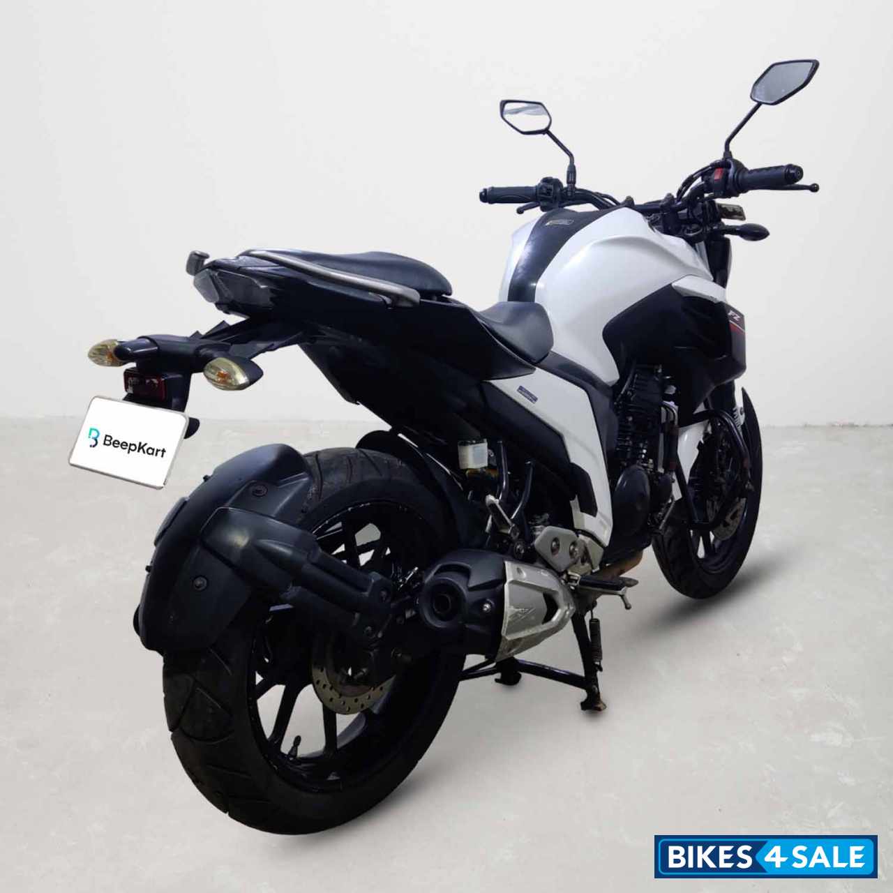 Yamaha FZ25
