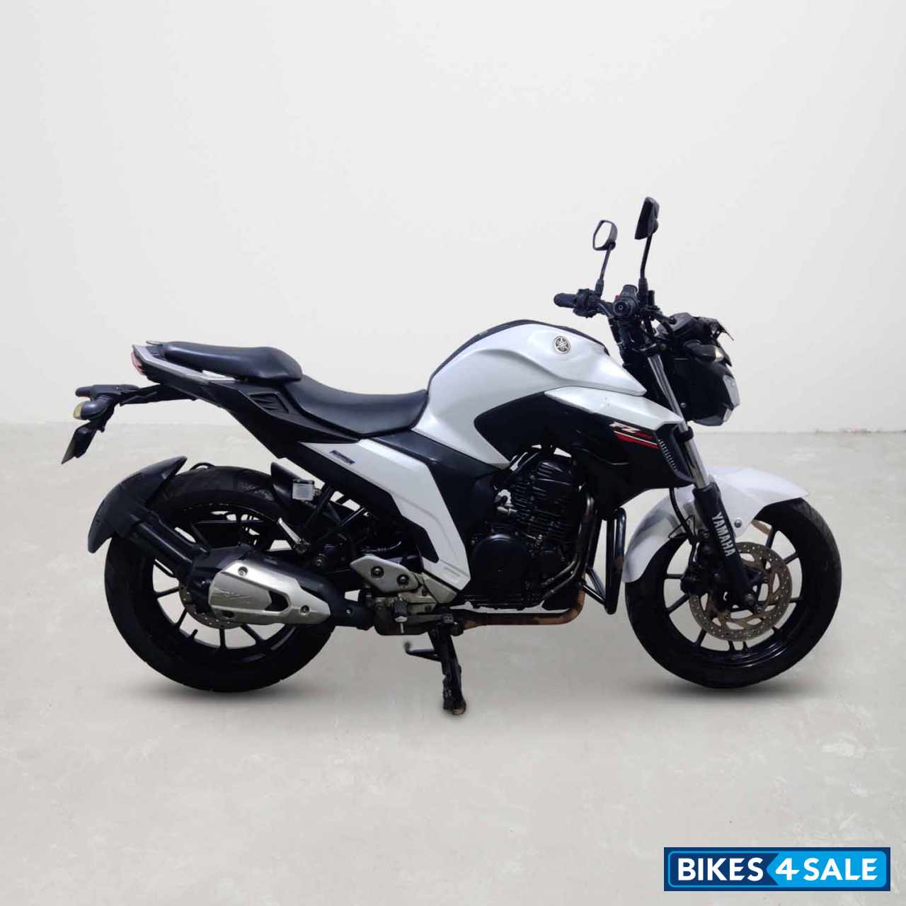 Yamaha FZ25