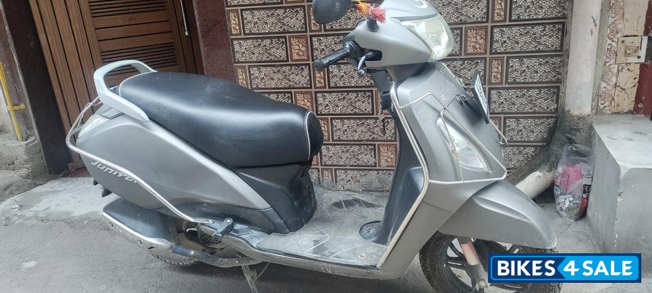 Grey TVS Jupiter