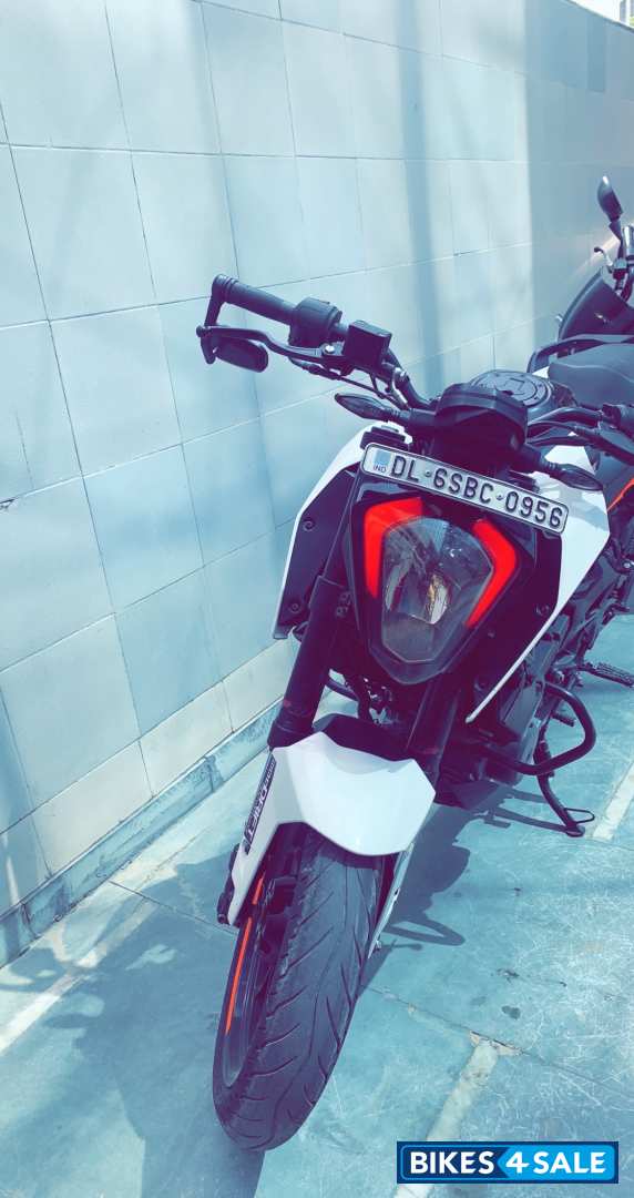 White KTM Duke 250