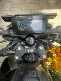 Black TVS Raider 125