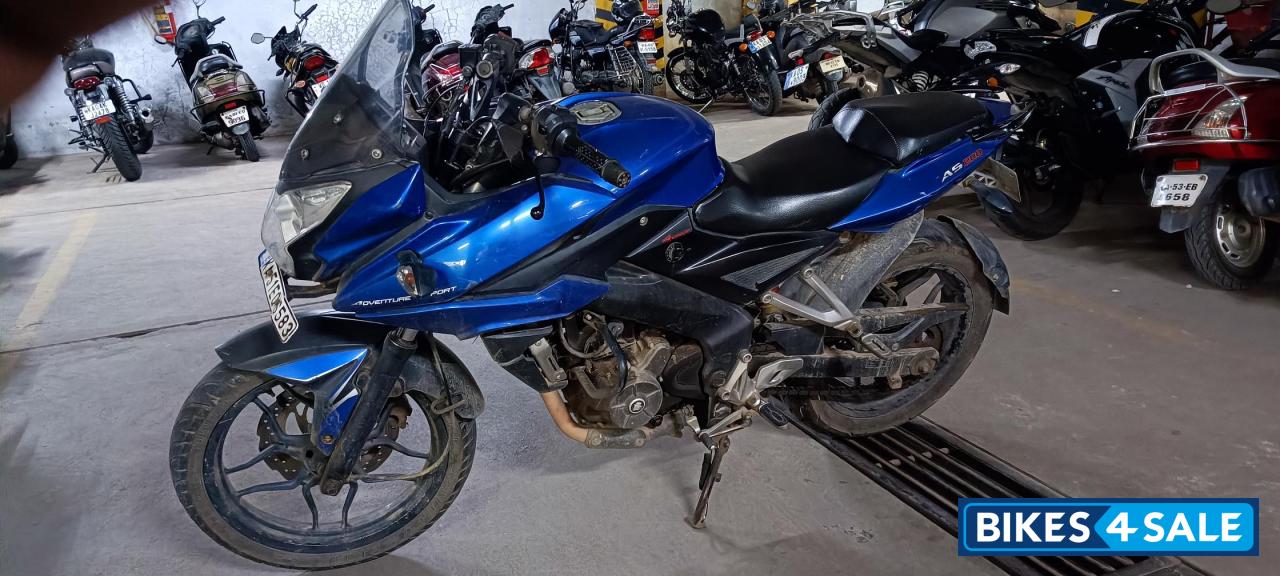 Blue Bajaj Pulsar AS 200