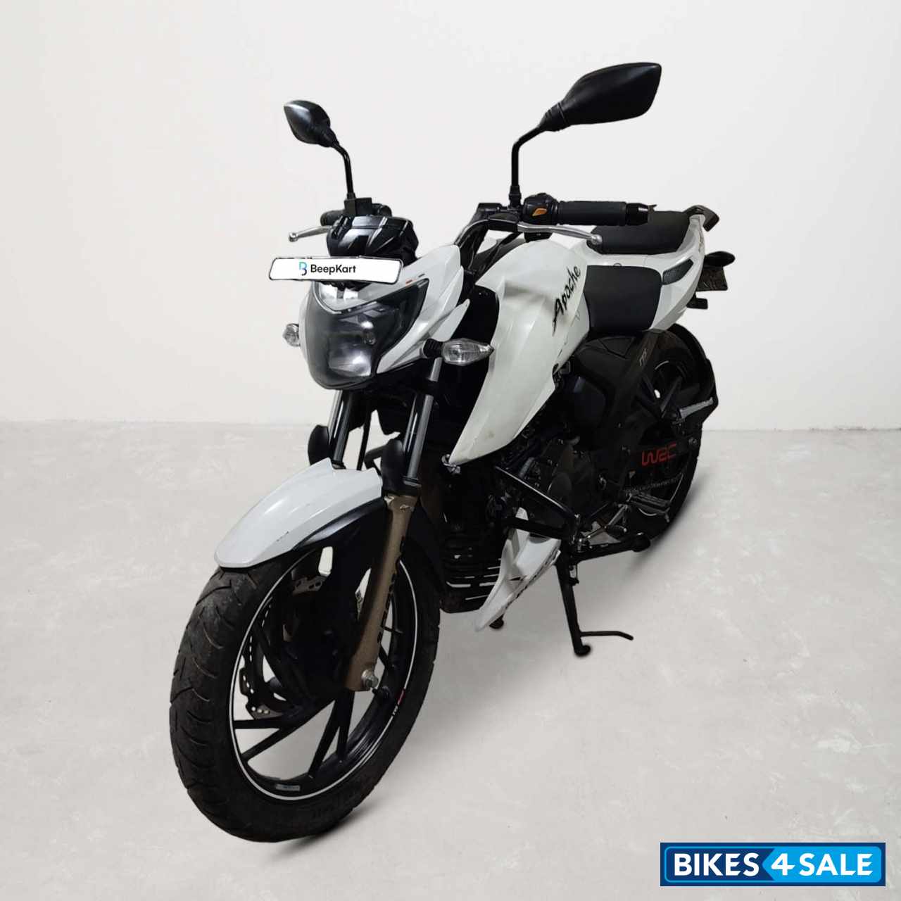 TVS Apache RTR 200 4V