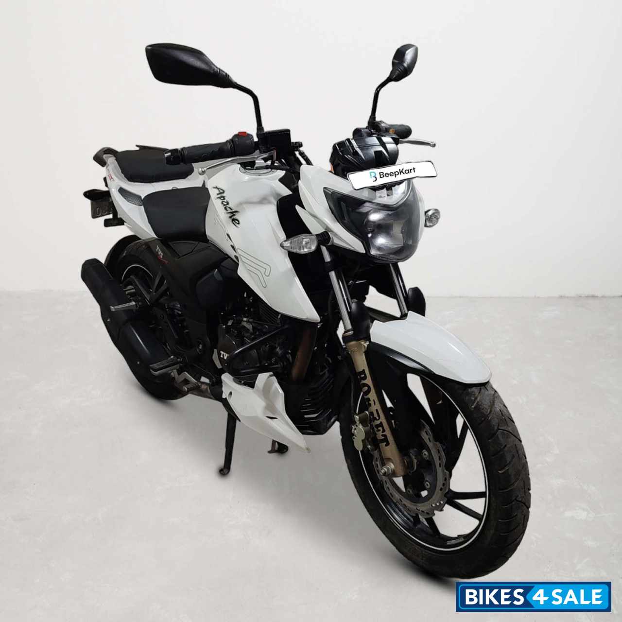 TVS Apache RTR 200 4V