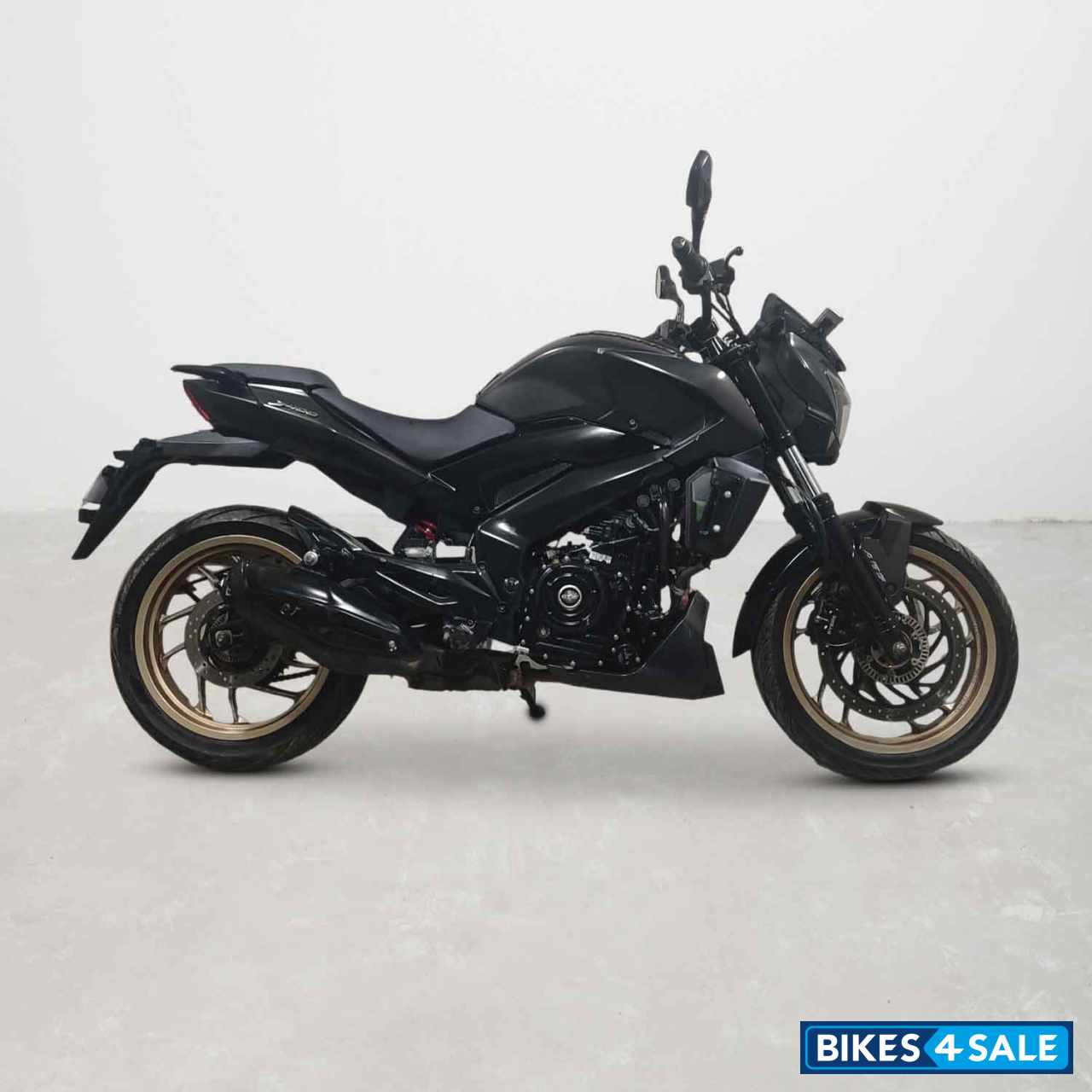 Bajaj Dominar 400