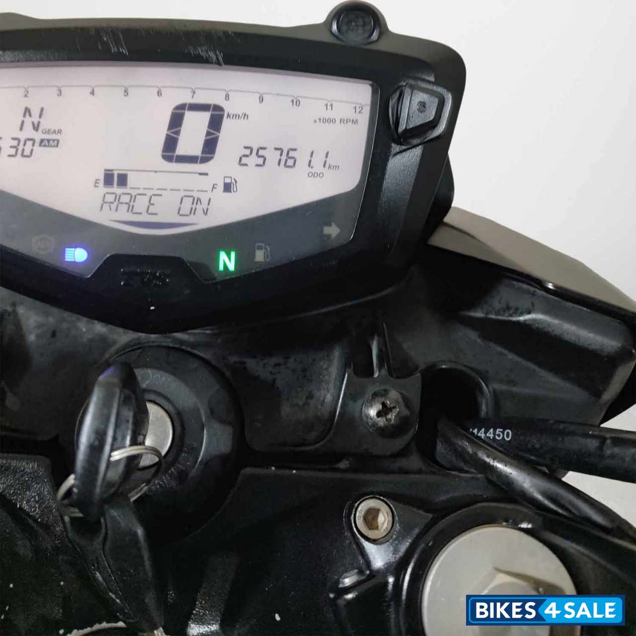 TVS Apache RTR 200 4V