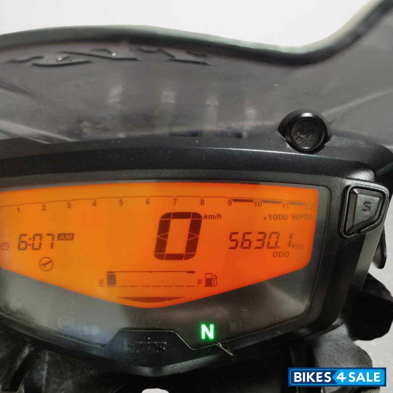 TVS Apache RTR 160 4V