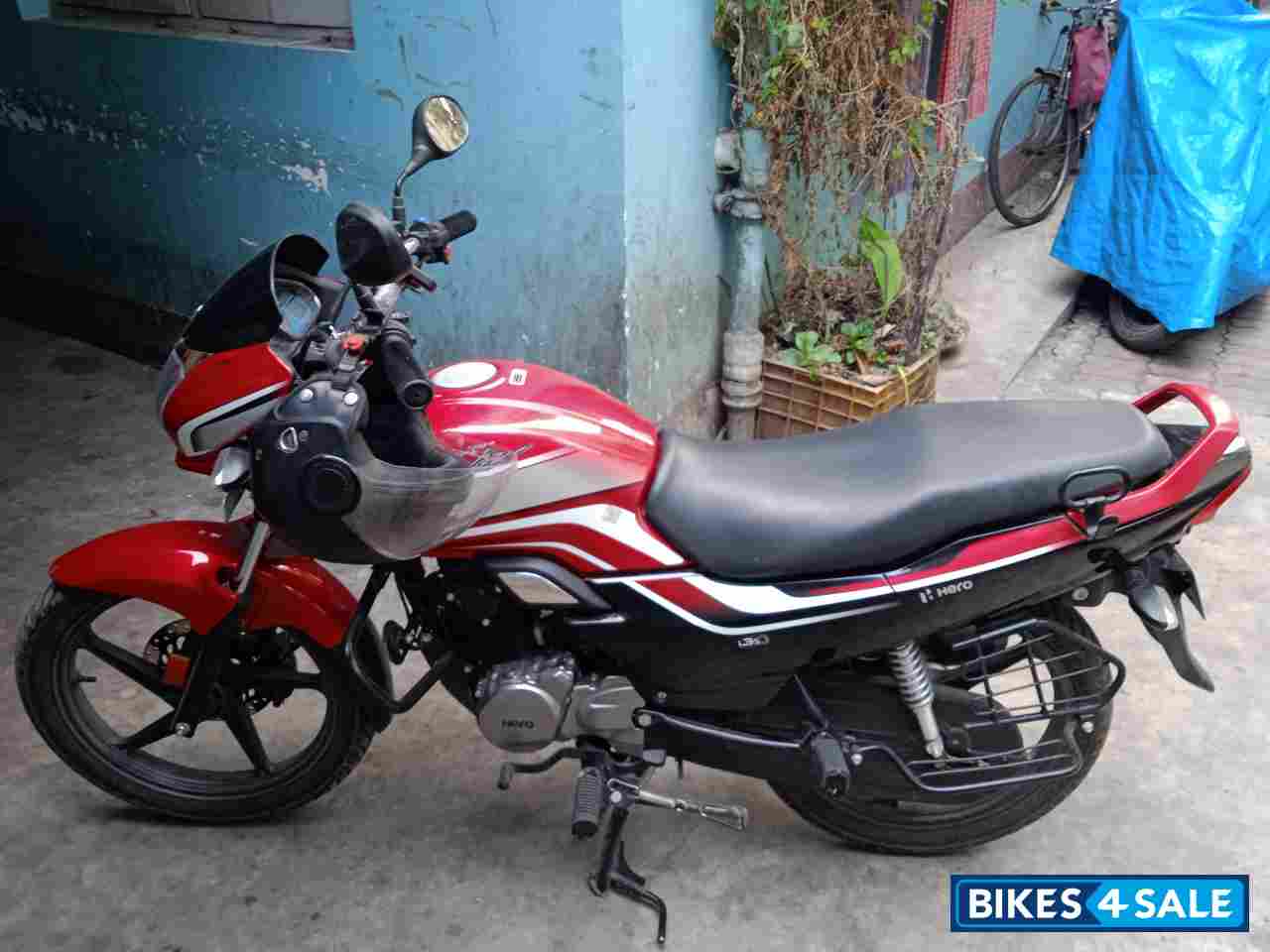 Hero Super Splendor BS6