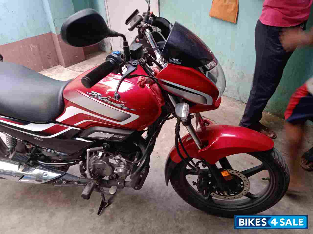 Hero Super Splendor BS6