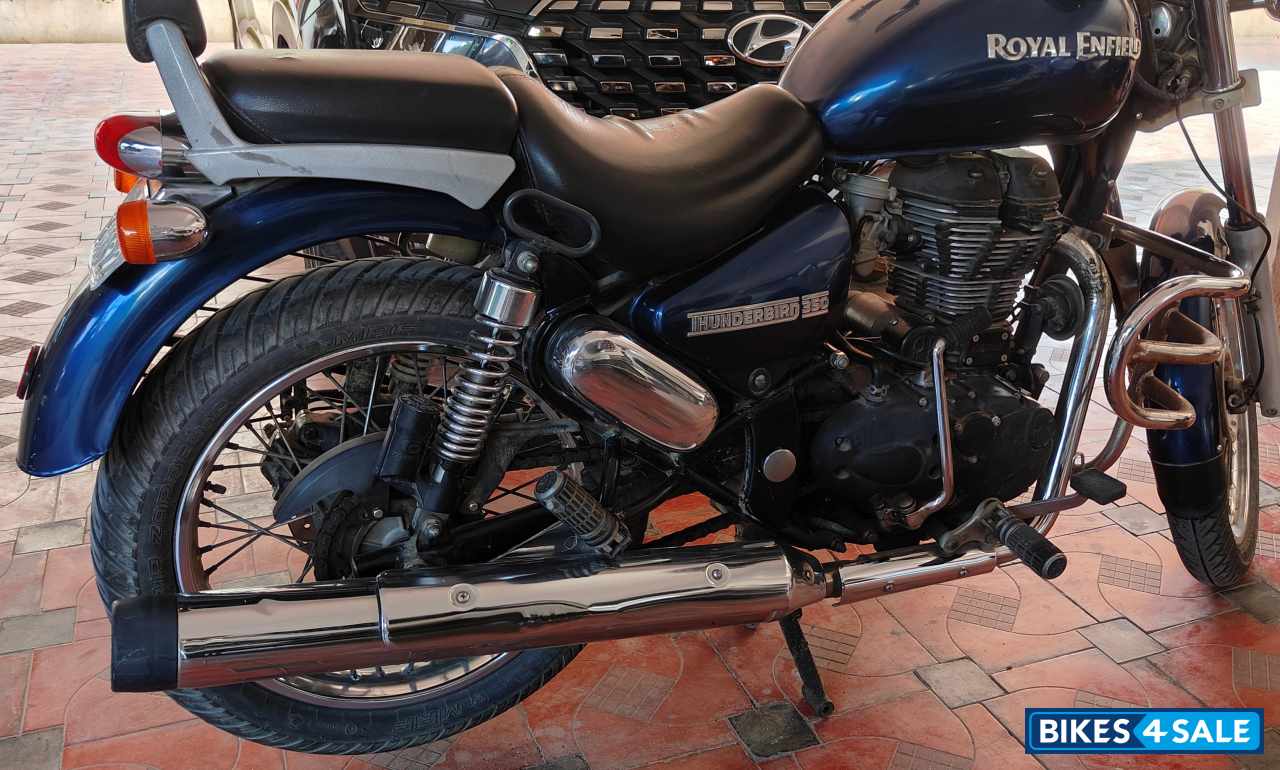Marine Blue Royal Enfield Thunderbird 350