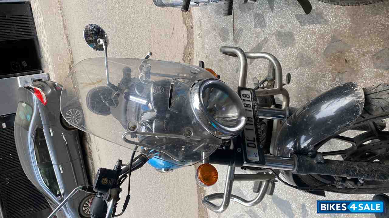 Royal Enfield Meteor 350 Supernova