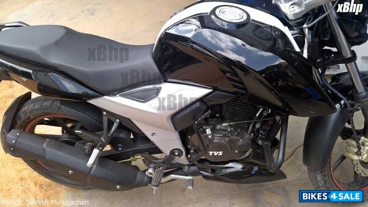 TVS Apache RTR 160 4V BS6