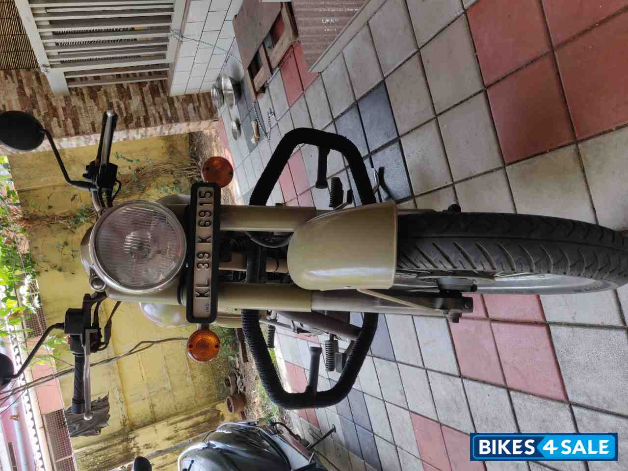 Royal Enfield Classic Desert Storm