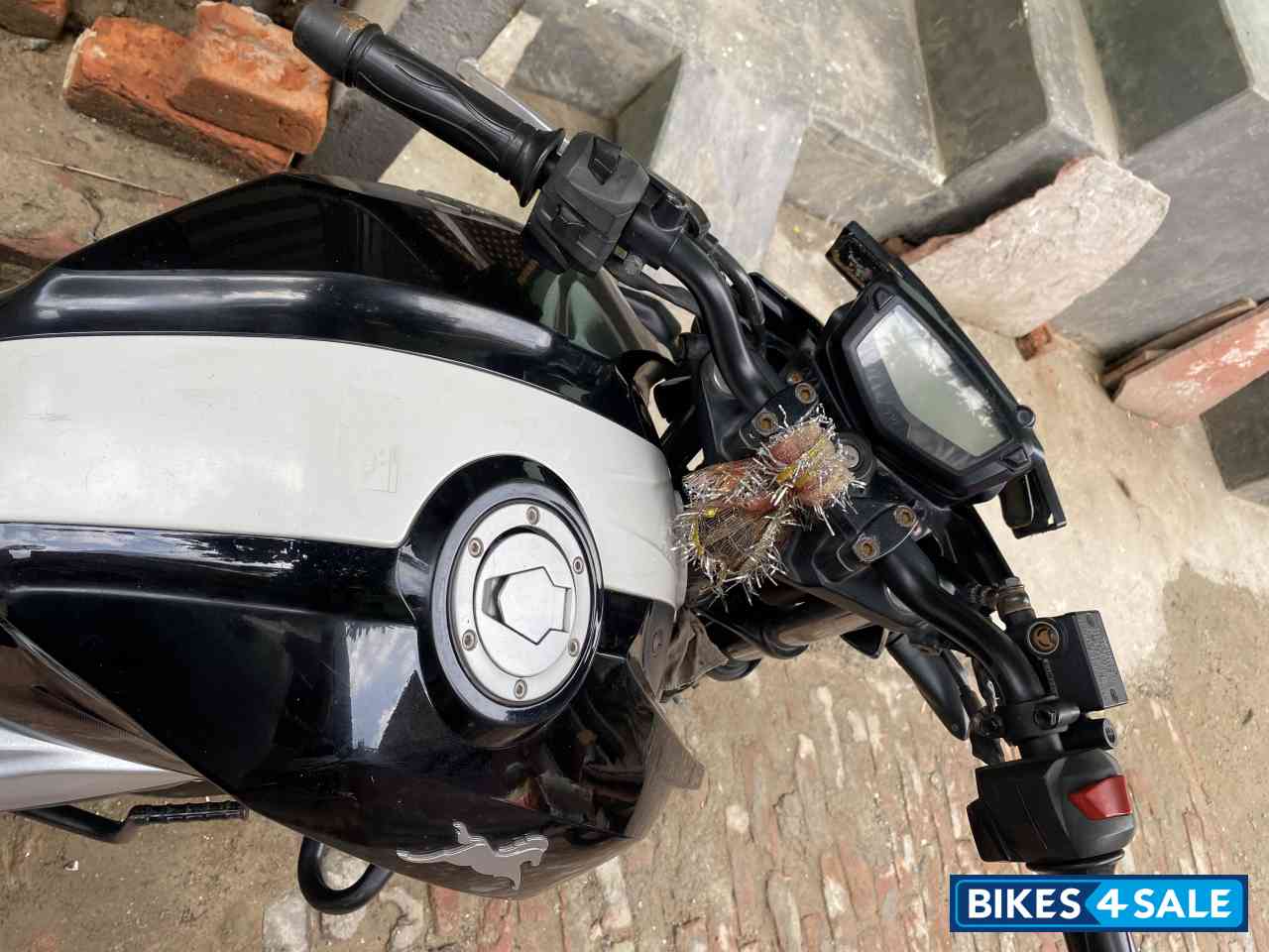 TVS Apache RTR 160 4V