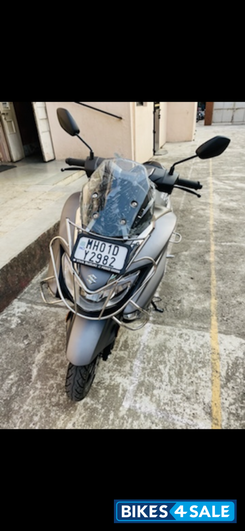 Suzuki Burgman Street Standard Edition
