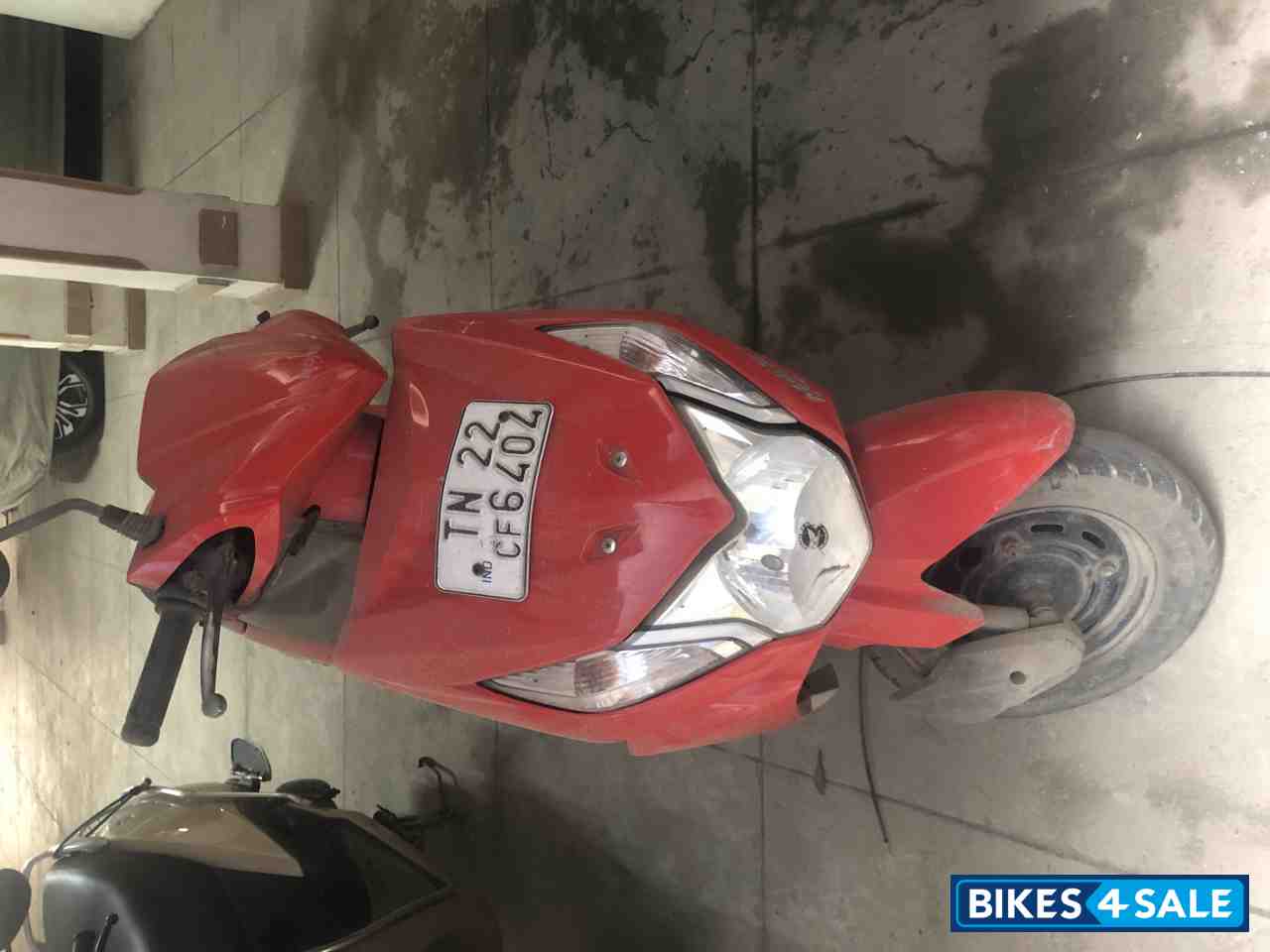 Red Honda Dio