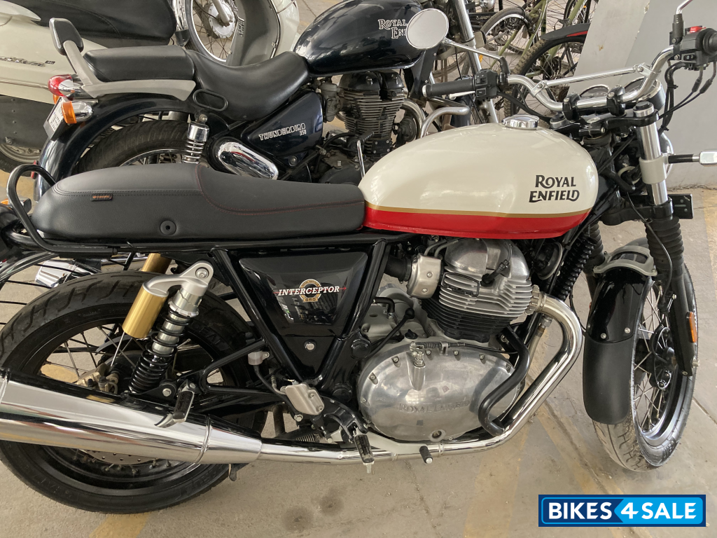 Baker Express Royal Enfield Interceptor 650 Twin