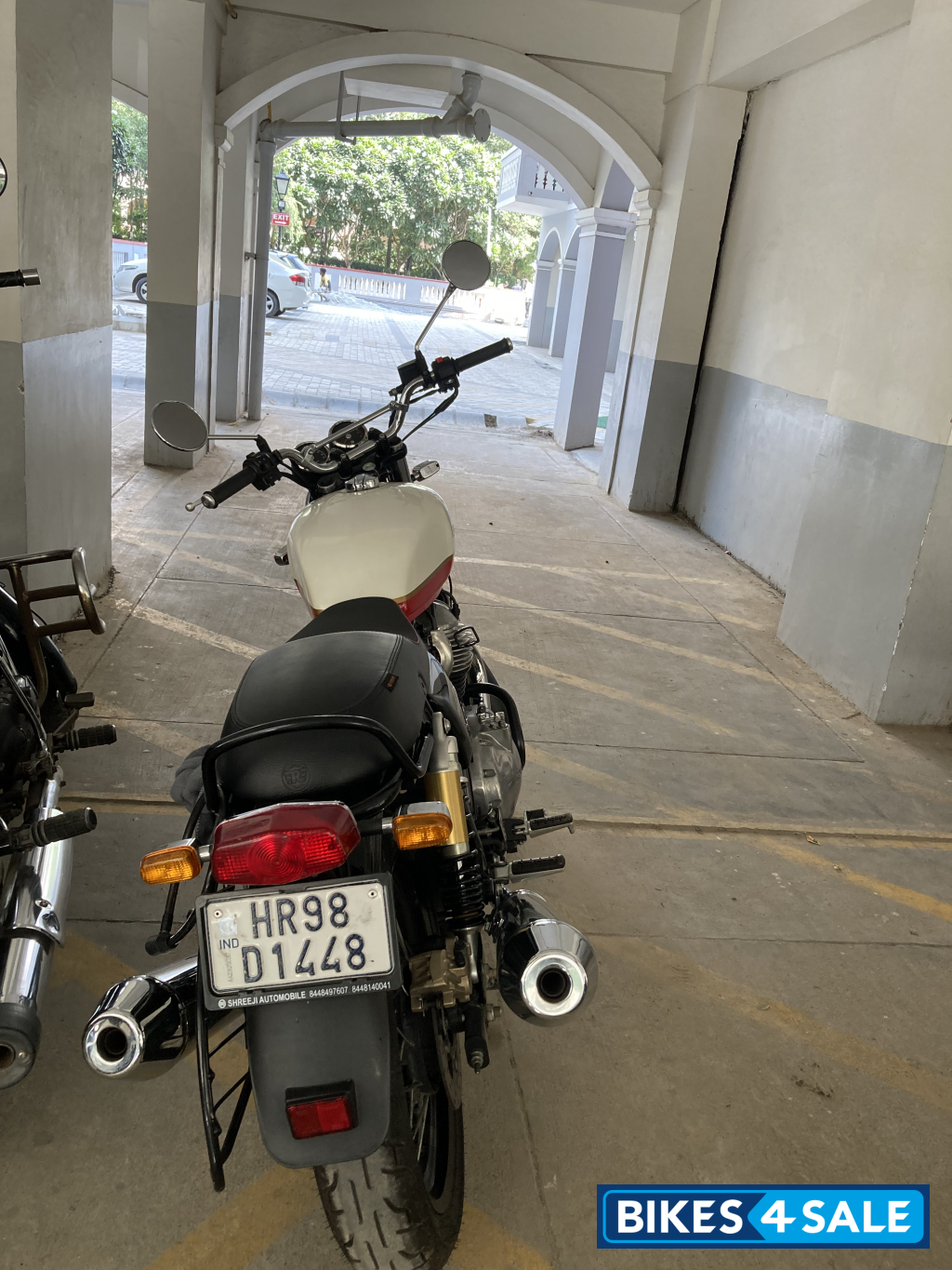 Baker Express Royal Enfield Interceptor 650 Twin