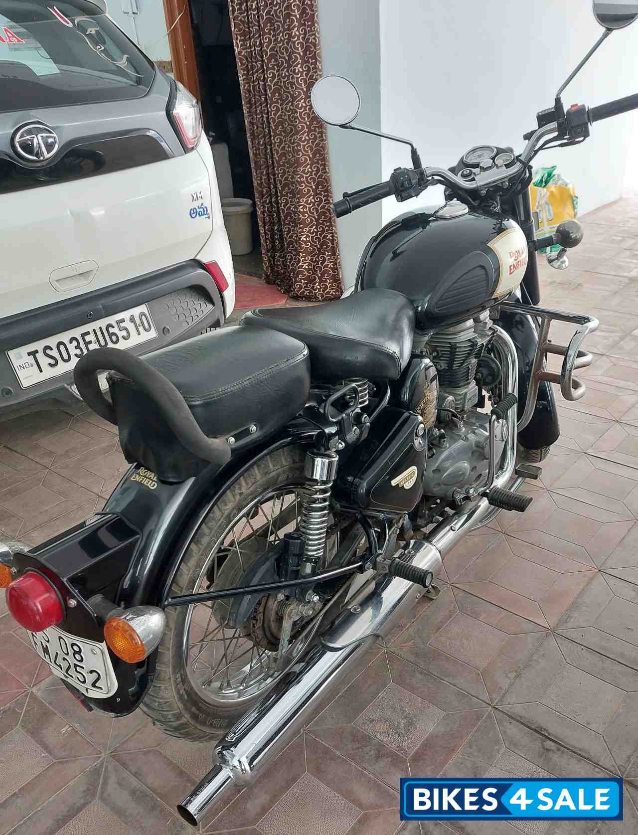 Royal Enfield Classic 350