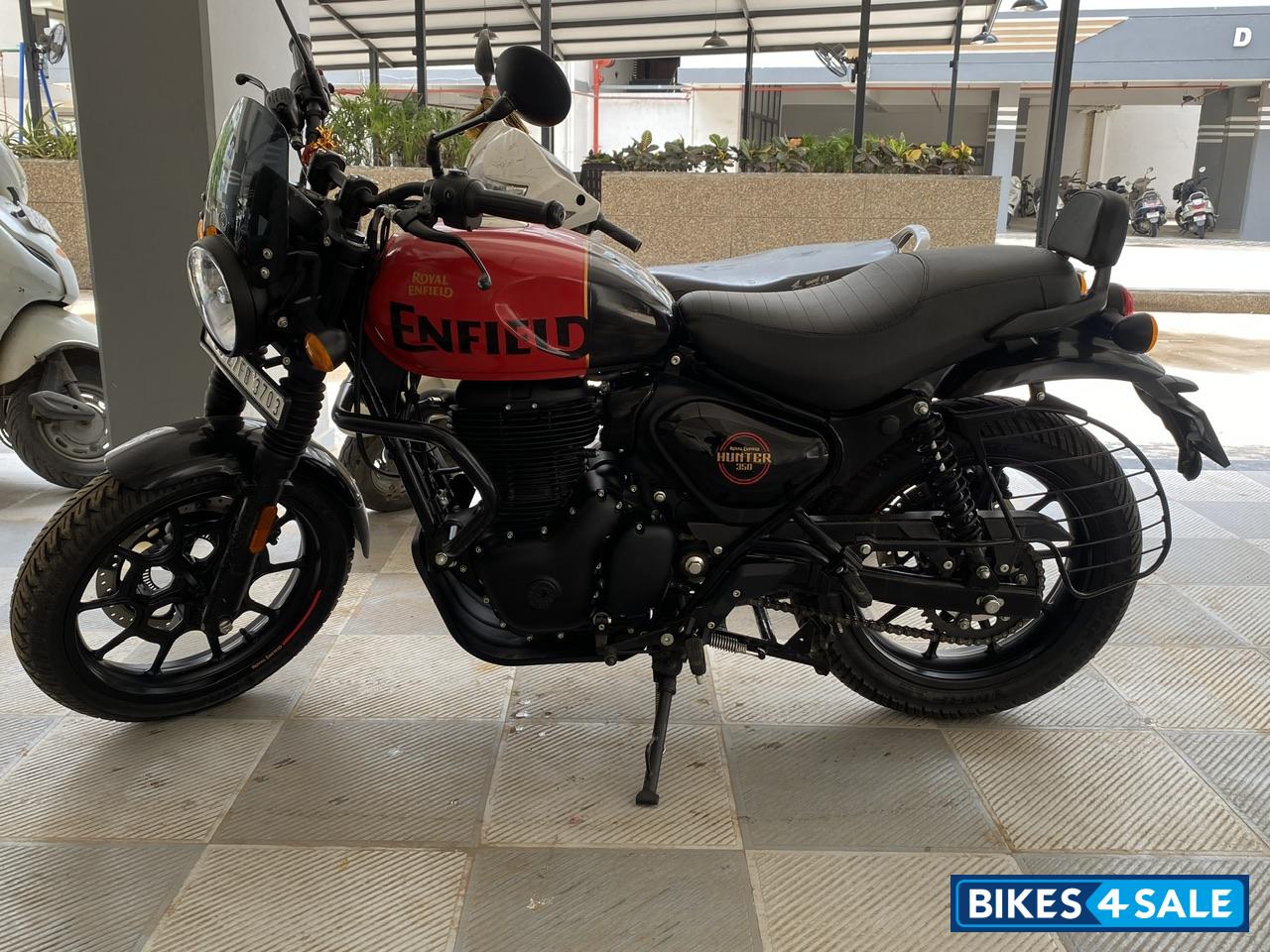 Red & Black Royal Enfield Hunter 350 Metro