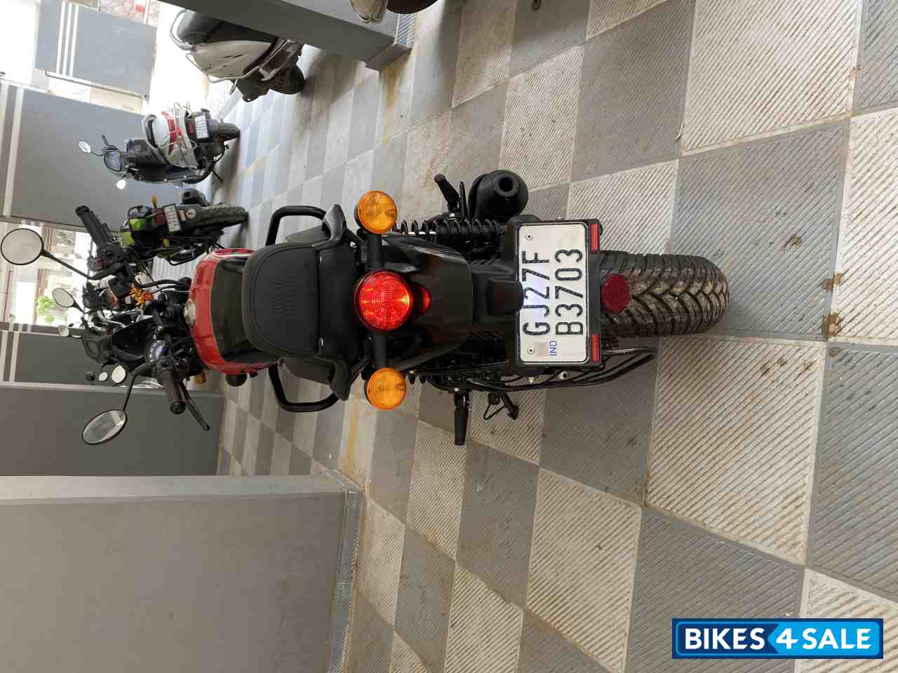 Red & Black Royal Enfield Hunter 350 Metro