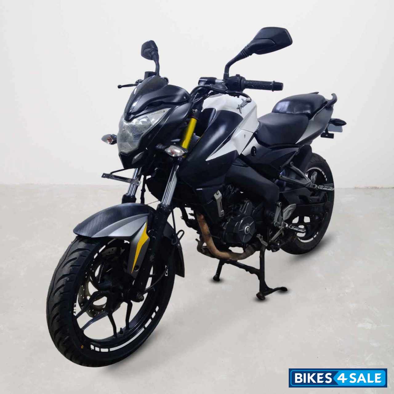 Bajaj Pulsar NS200