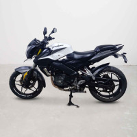 Bajaj Pulsar NS200
