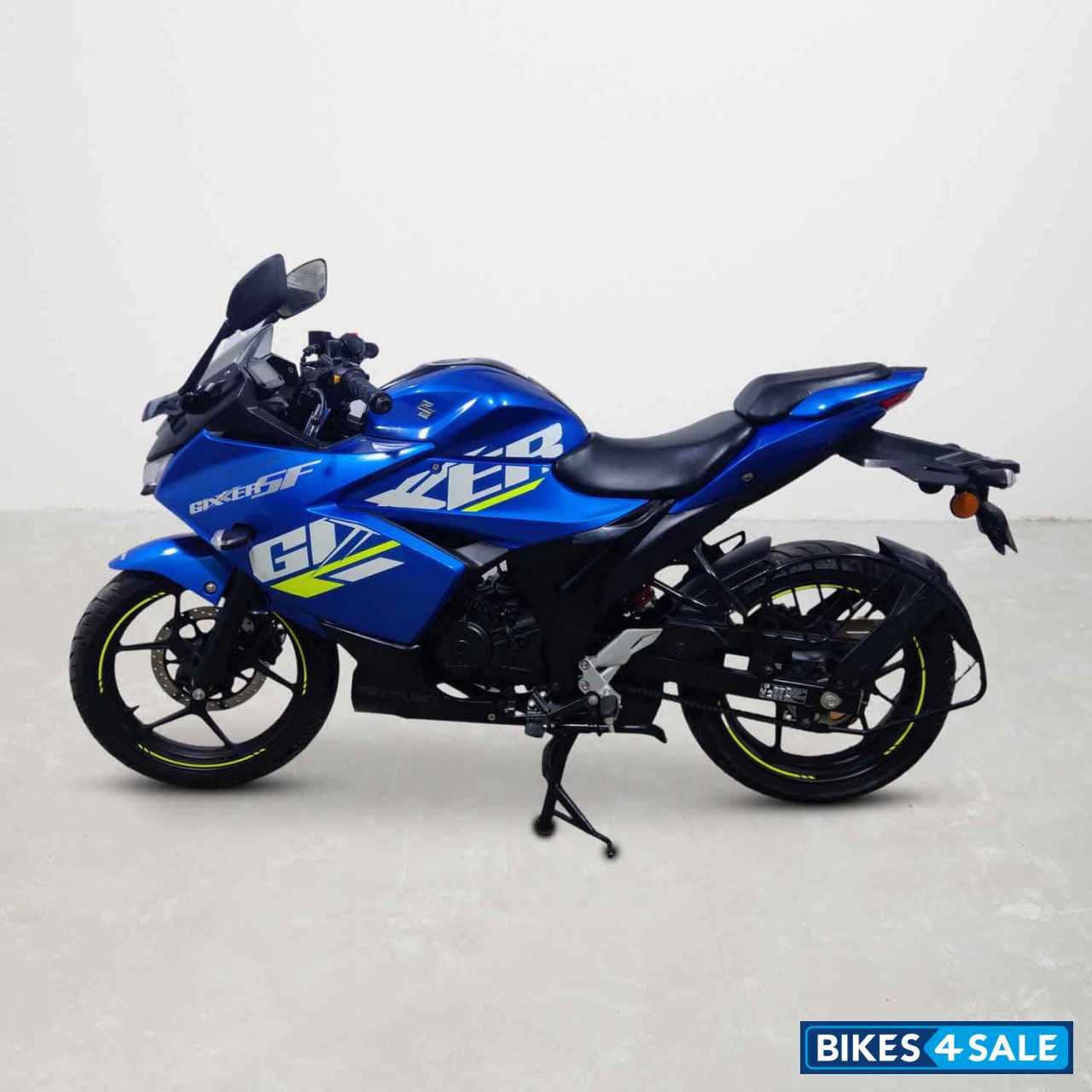 Suzuki Gixxer SF