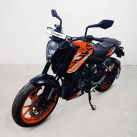 KTM Duke 125