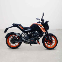 KTM Duke 125