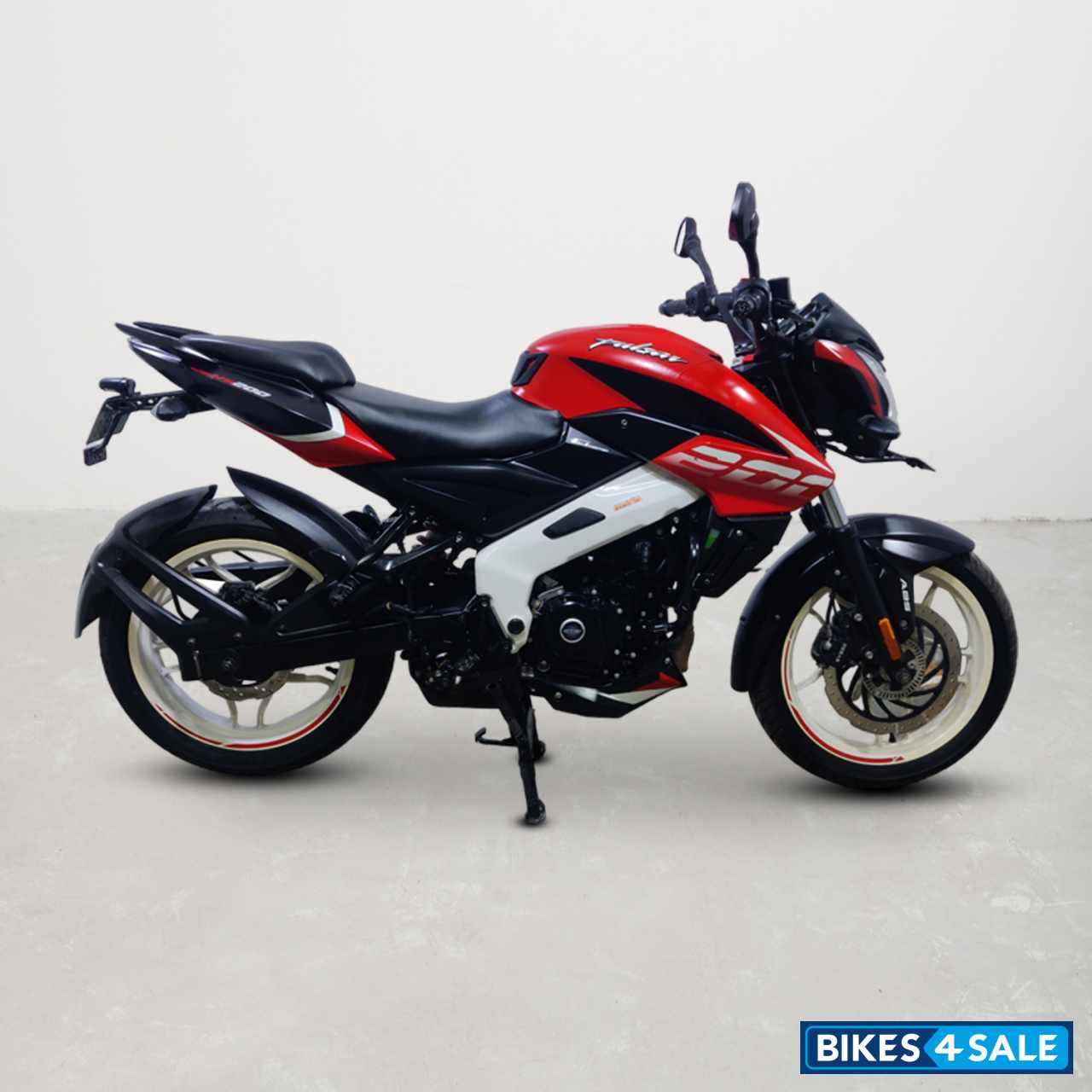 Bajaj Pulsar NS200