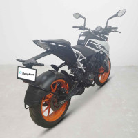 KTM Duke 200